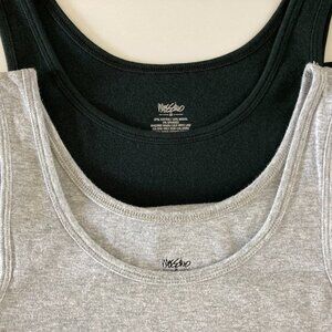 Mossimo set of 2 stretchy tanks medium